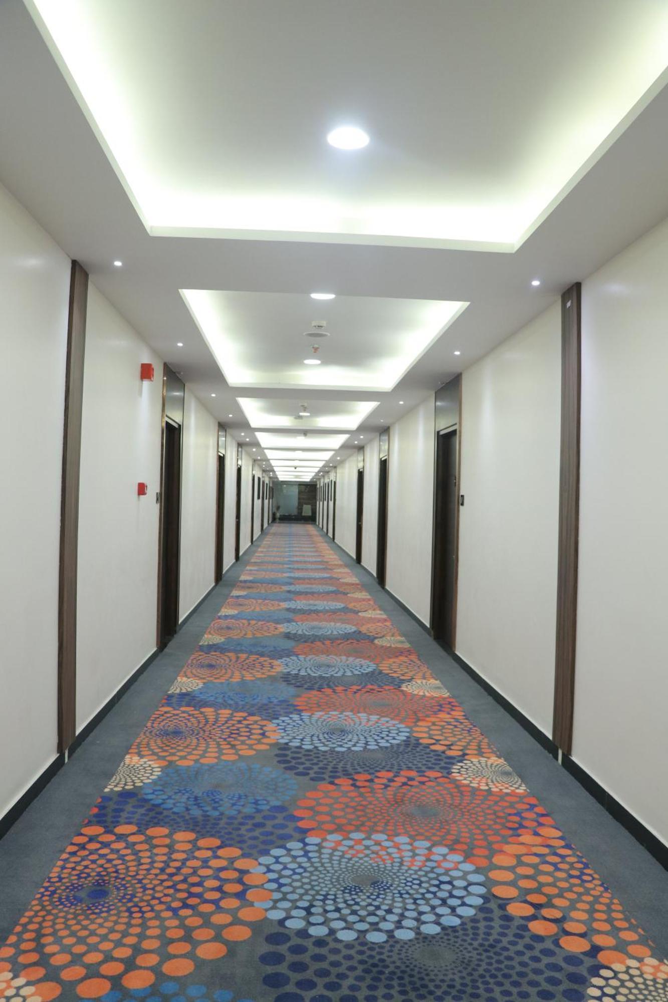 מלון Una  Pt Moolraj Residency מראה חיצוני תמונה